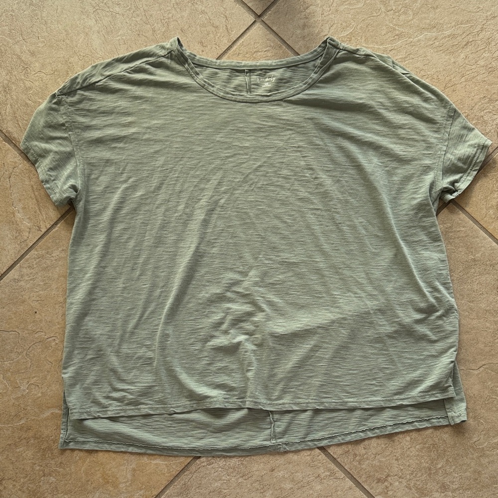 Light Sage Wonderly T shirt Size XXL